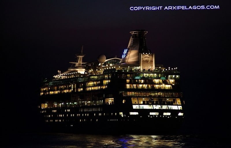 VISION OF THE SEA departure from Piraeus Port DATE 04112011 VIDEO, Αρχιπέλαγος, Η 1η ναυτιλιακή πύλη ενημέρωσης στην Ελλάδα