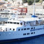 «COSMOS» – Cpt Κ. ΒΕΛΕΤΑΚΟΣ Εντυπωσιακοί χειρισμοί πρόσδεσης στη γραφική Ύδρα, Αρχιπέλαγος, Η 1η ναυτιλιακή πύλη ενημέρωσης στην Ελλάδα