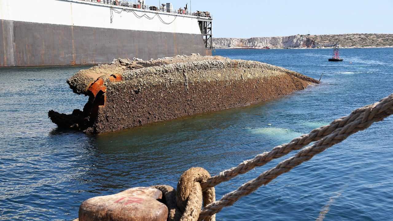 Π. Κουρουμπλής στην ανέλκυση του Κορφού Άϊλαντ: «Προωθούμε νέο νομοθετικό πλαίσιο για την προστασία του θαλάσσιου περιβάλλοντος από ναυάγια»