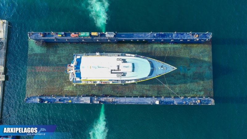 Στη δεξαμενή το τριμαράν 6, Αρχιπέλαγος, Η 1η ναυτιλιακή πύλη ενημέρωσης στην Ελλάδα