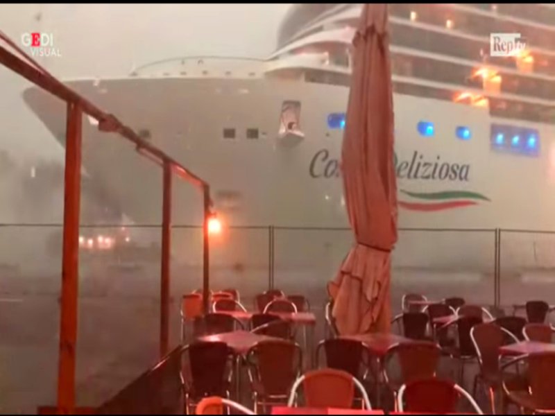Μπουρίνι χτύπησε το Costa Deliziosa, Αρχιπέλαγος, Η 1η ναυτιλιακή πύλη ενημέρωσης στην Ελλάδα