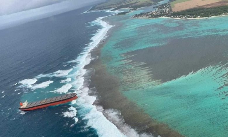 πλοίο 300 μέτρων κόλλησε σε ύφαλο – Δείτε βίντεο, Αρχιπέλαγος, Ναυτιλιακή πύλη ενημέρωσης