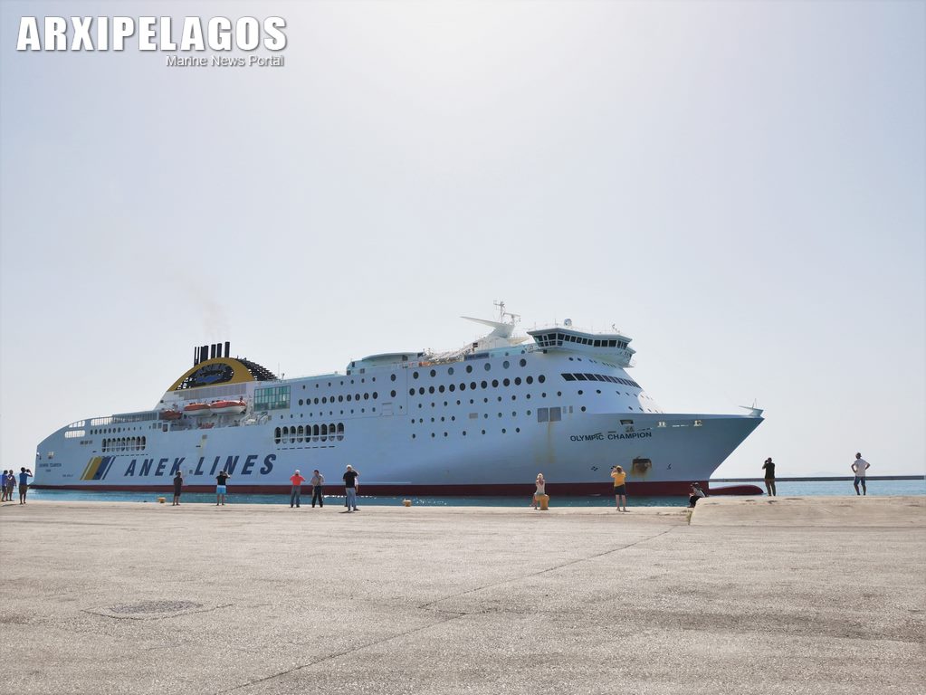 Ένα ταξίδι με το Olympic Champion Video 8, Αρχιπέλαγος, Η 1η ναυτιλιακή πύλη ενημέρωσης στην Ελλάδα