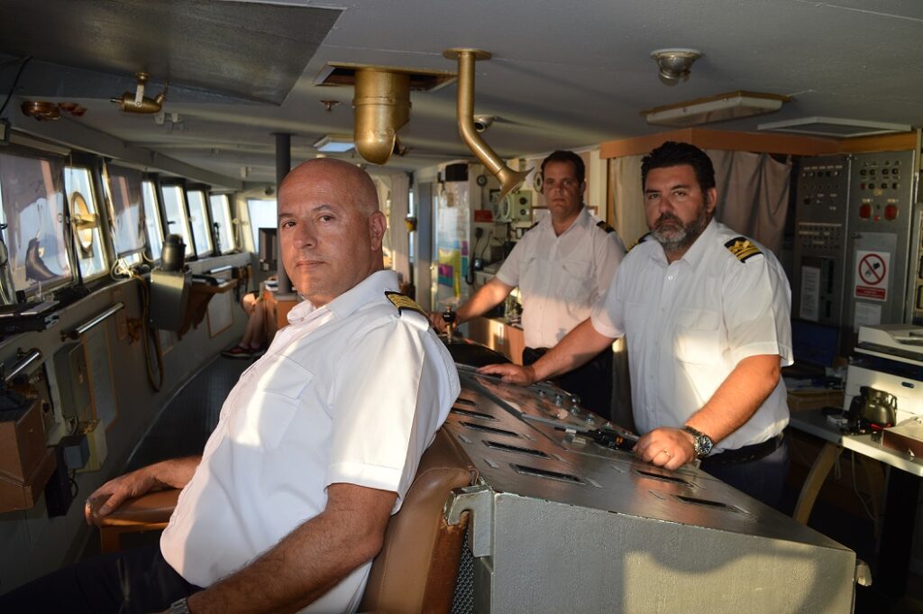 Ταξιδεύοντας με ένα από τα μακροβιότερα επιβατηγά οχηματαγωγά πλοία με ελληνική σημαία της Ελληνικής Ακτοπλοΐας21, Αρχιπέλαγος, Ναυτιλιακή πύλη ενημέρωσης