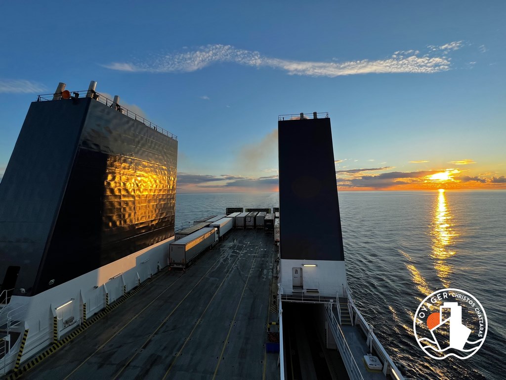 Luna Seaways το δεύτερο μεγαθήριο κινεζικό ropax της DFDS – 4K Video η onboard εμπειρία 14, Αρχιπέλαγος, Η 1η ναυτιλιακή πύλη ενημέρωσης στην Ελλάδα