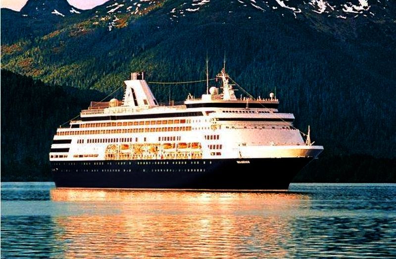 Το Volendam ξεκινά τα ταξίδια του στη Μεσόγειο, Αρχιπέλαγος, Η 1η ναυτιλιακή πύλη ενημέρωσης στην Ελλάδα
