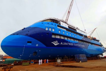 Παραδόθηκε το Ocean Albatros, Αρχιπέλαγος, Η 1η ναυτιλιακή πύλη ενημέρωσης στην Ελλάδα