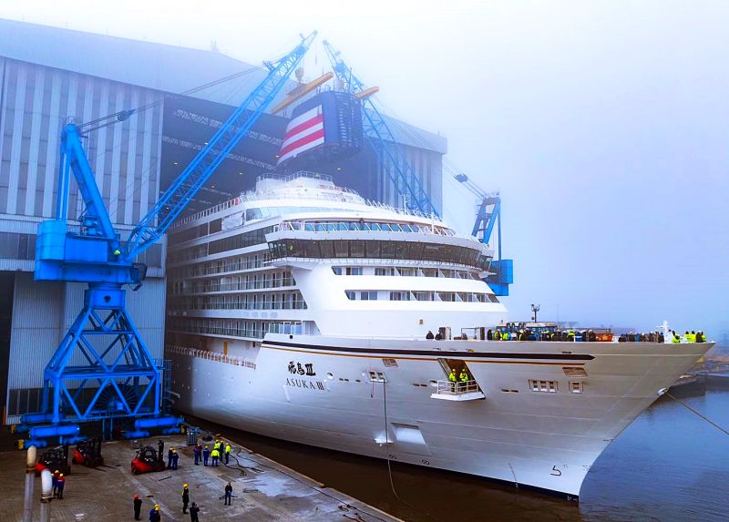 Meyer Werft Asuka III