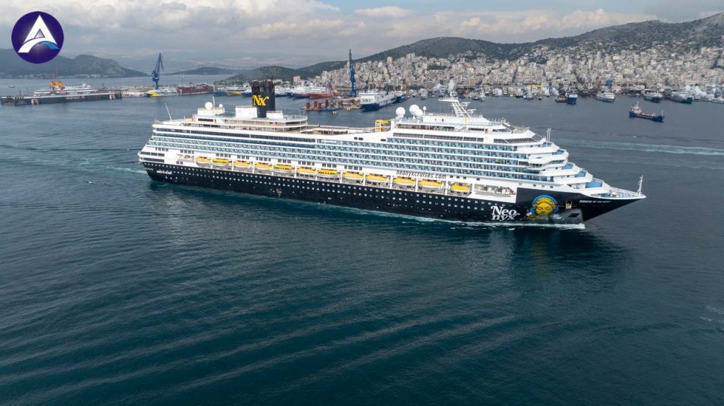 Goddess of the Night (2) Goddess of the Night (2)