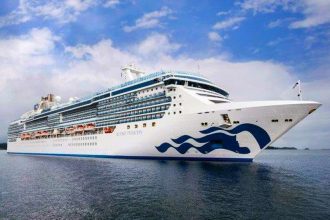 Island Princess Heraclion port