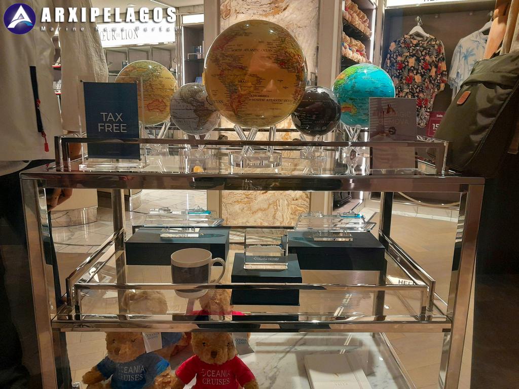 Oceania Vista Καταστήματα